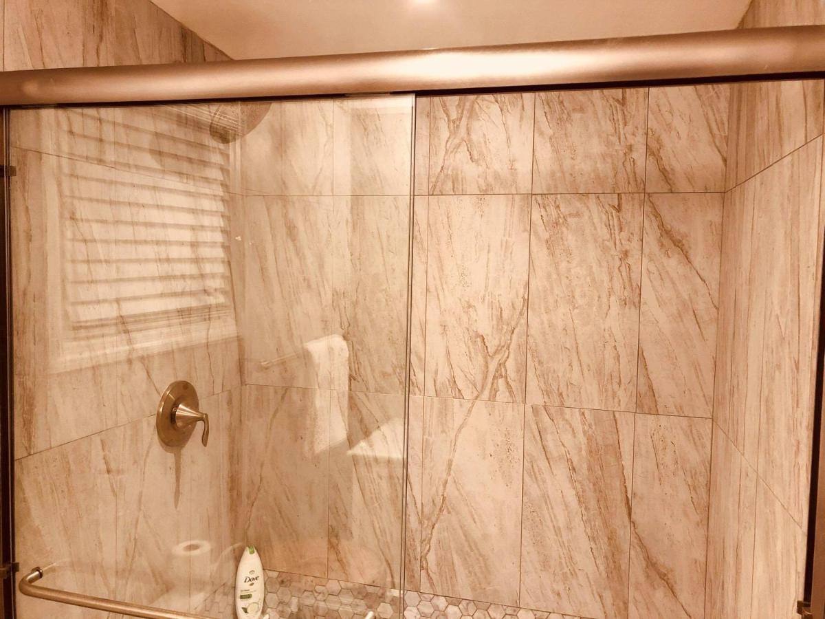 Elegant Marble Suite #6 Nassau Buitenkant foto